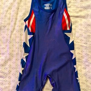 Boys youth Wrestling USA singlet used
